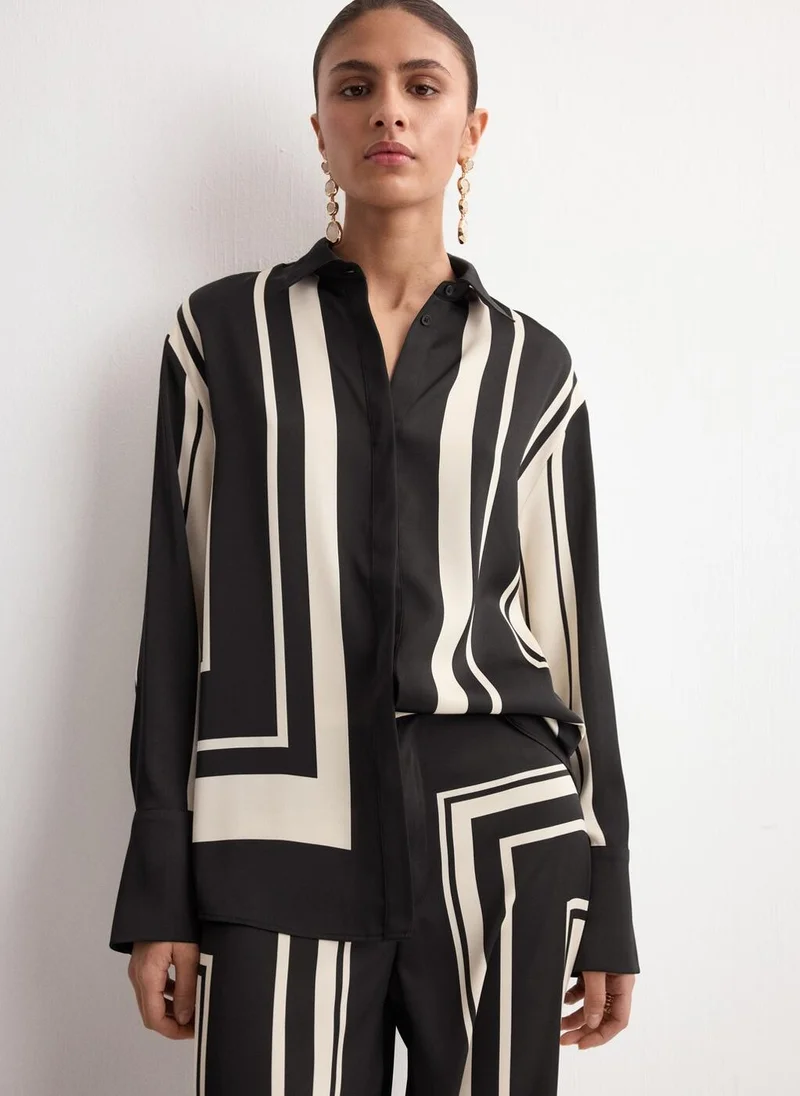 مانجو Satin print blouse